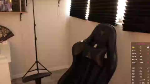 Mark online show from February 14, 11:53 am