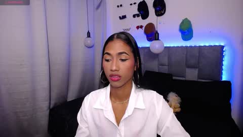 massielhot online show from November 28, 10:33 pm