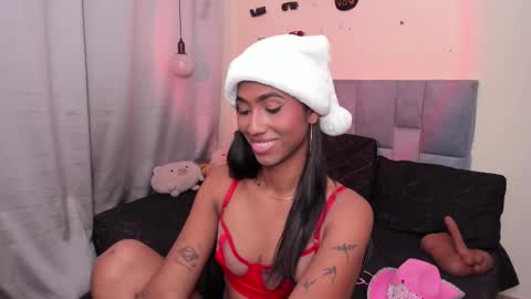 massielhot online show from December 16, 10:59 pm