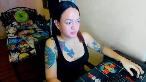 kimmy online show from December 13, 8:04 pm