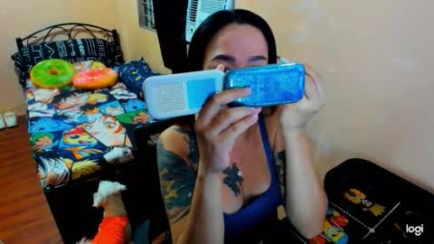 kimmy online show from February 5, 10:42 am