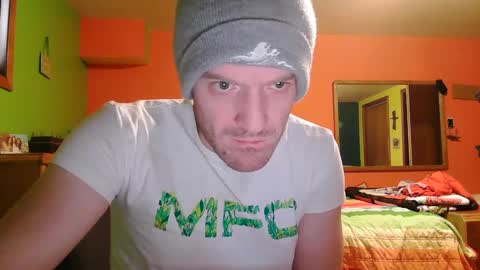 Snapshot of meganfitzy chatting on February 10, 10:19 pm GlamTransGoddess online show from February 10, 10:19 pm