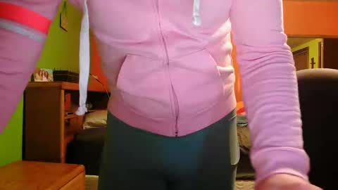 Snapshot of meganfitzy chatting on February 13, 9:50 pm GlamTransGoddess online show from February 13, 9:50 pm