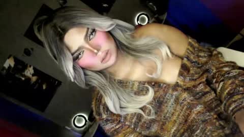 Melissa online show from July 19, 2:05 am