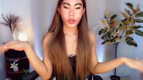 miasex980271 online show from April 6, 10:54 pm