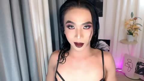 michaelagoddess online show from April 15, 12:10 pm