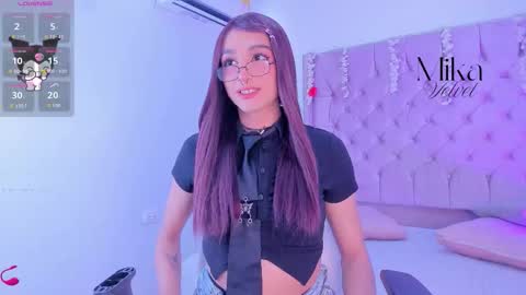 mika_velvet online show from February 25, 9:19 pm