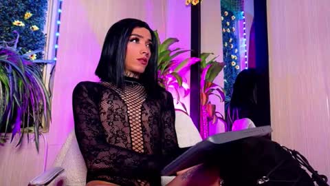 mikaelarangel online show from October 20, 1:31 am