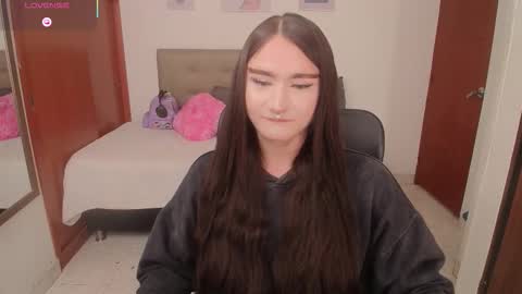 Miley online show from February 18, 4:37 pm