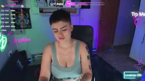 Im girl my name is Johana  online show from December 3, 10:03 pm