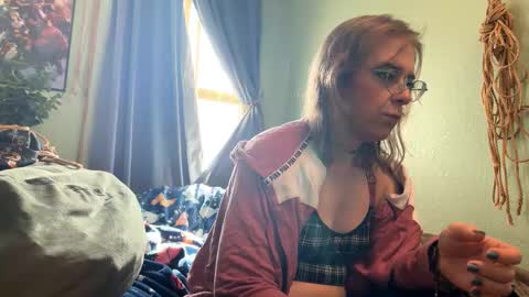 Miranda Flowers online show from March 1, 8:36 pm