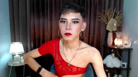 Stella online show from September 18, 7:24 am