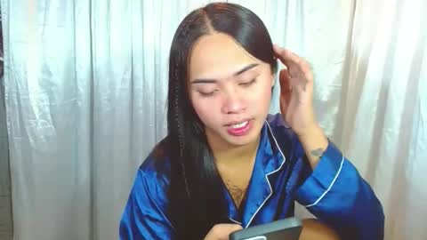 SweetViolet online show from April 29, 2:11 pm