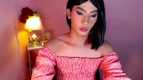 Mocha Locca  online show from February 5, 4:37 pm