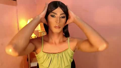 Mocha Locca  online show from February 6, 12:16 pm