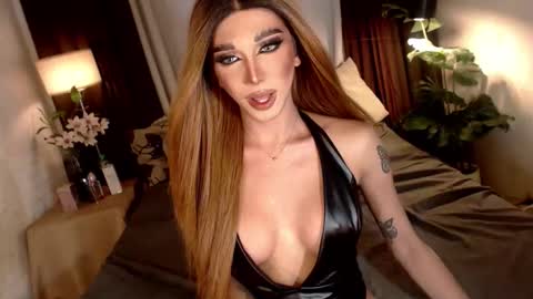 Molly online show from October 26, 7:48 am