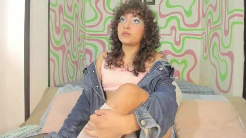 moraazul online show from February 3, 12:54 am