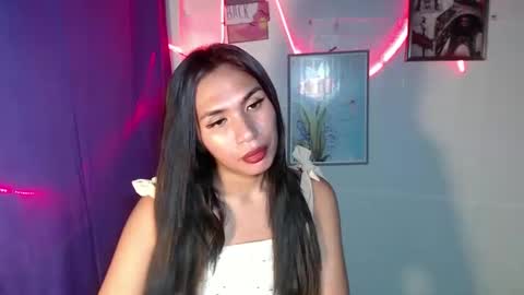 mouiline_rouge69 online show from February 20, 8:17 am