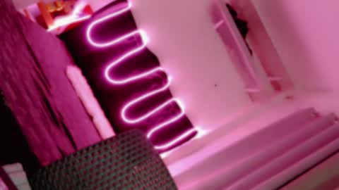 mscherry_ online show from February 8, 6:14 pm