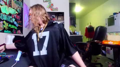 Cunty Luxxe online show from November 20, 1:28 am