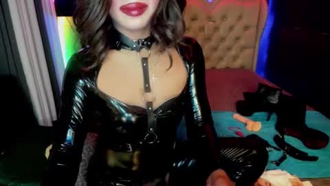 musroldbox online show from March 7, 4:25 pm