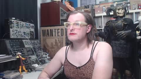 Muziknerd online show from February 16, 5:15 am