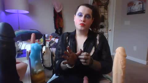 Mx Charlotte online show from February 11, 6:01 pm