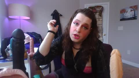 Mx Charlotte online show from March 6, 4:35 pm