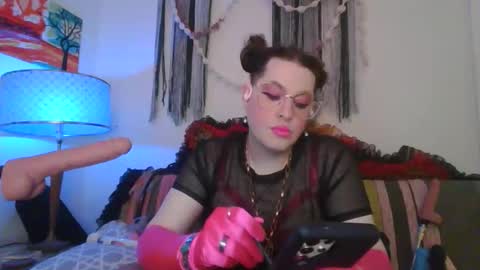 Mx Charlotte online show from February 3, 4:12 pm