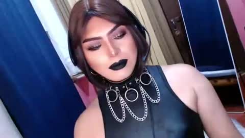 SUPPORT GODDESS TRISHA  AND DONT FORGET TO FOLLOW ME online show from April 9, 3:51 pm