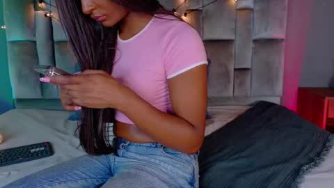  VICTORIA  online show from February 4, 7:51 pm