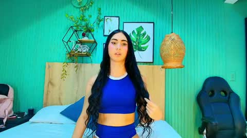 nasly_smit online show from April 7, 7:04 pm