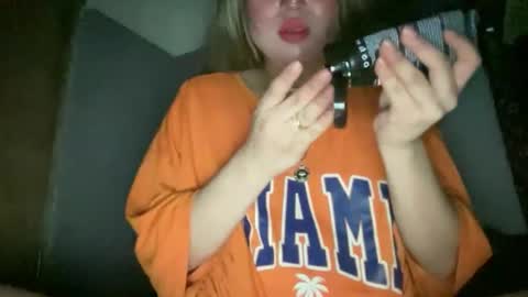 Rose Wilson online show from April 4, 1:53 pm