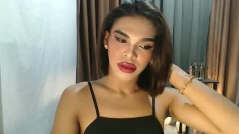 neomi online show from March 23, 7:08 pm