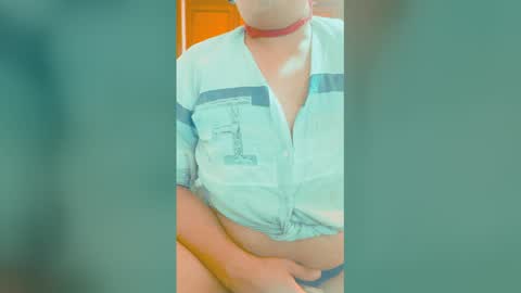 nikkelsofia online show from January 13, 5:15 am