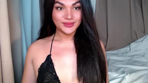 oliviahot22 online show from December 18, 12:21 am