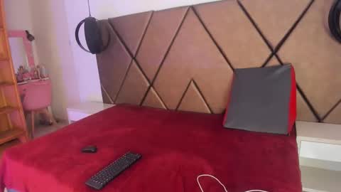 Sweet Penelope online show from January 12, 10:06 pm