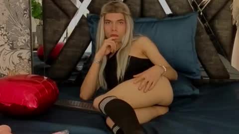 Camilo online show from February 10, 9:55 pm