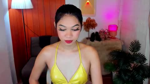 prettyhothugecock online show from January 13, 1:52 pm