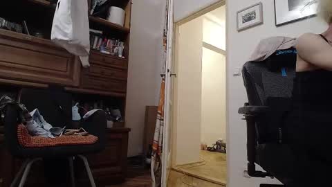 Prince Of Prague online show from December 15, 2:18 am