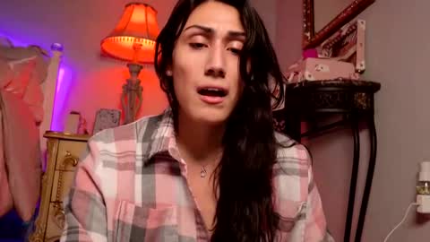 Snapshot of prinxessally chatting on January 12, 12:49 am Prinxessally online show from January 12, 12:49 am