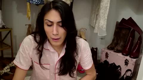 Snapshot of prinxessally chatting on January 28, 3:25 pm Prinxessally online show from January 28, 3:25 pm