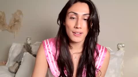 Snapshot of prinxessally chatting on February 3, 4:14 am Prinxessally online show from February 3, 4:14 am