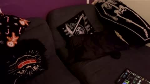 Rattlesnake Bitch 666 online show from January 16, 11:29 am