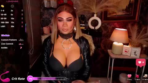 ravenmystiquex online show from February 17, 4:47 pm