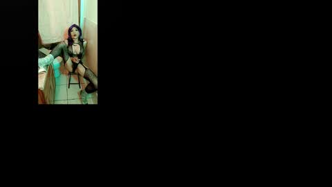 Real Renea Lee online show from October 18, 7:39 pm