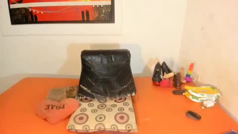 rebecabanks online show from February 24, 12:41 am