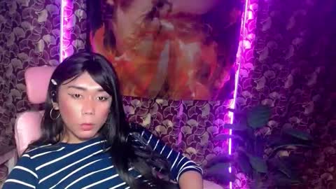 red_kitsune69 online show from December 15, 10:48 pm