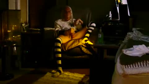 PINK HOLE TWINK online show from December 16, 5:23 am