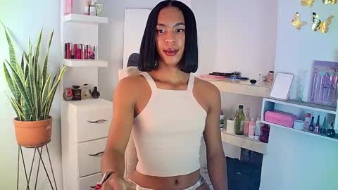 Rosalinda online show from March 4, 5:42 am